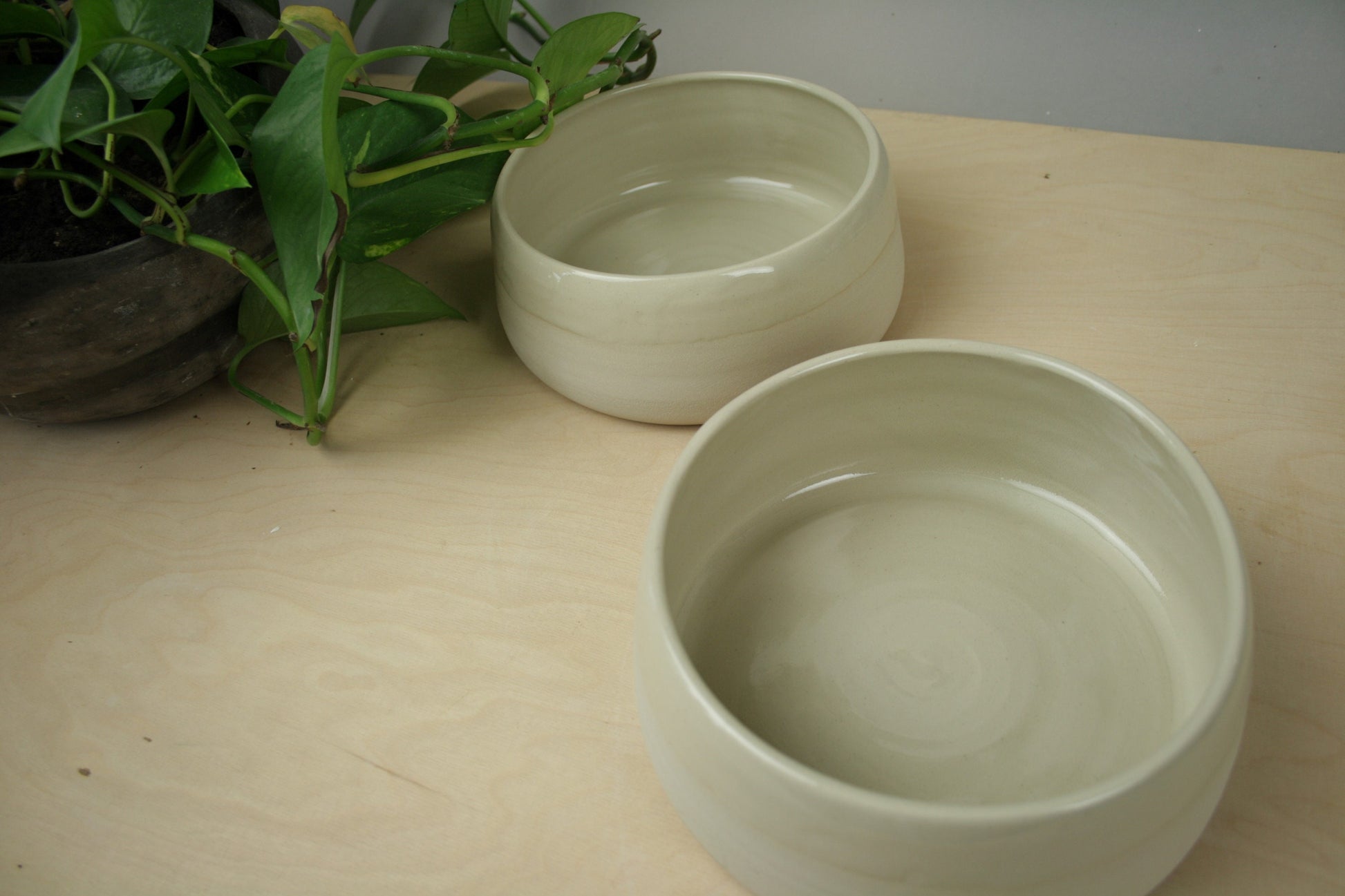 Large ceramic handmade dog bowl. Pet Food or Water Bowl for Dogs or Ca –  ZuzeCeramics