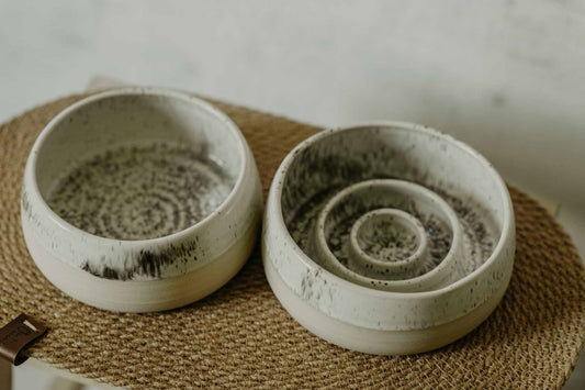 Ceramic dog bowls set with Jute pet rug. Modern pet slow feed bowl. Dog bowls jute placemat. Stoneware Food or water bowl.